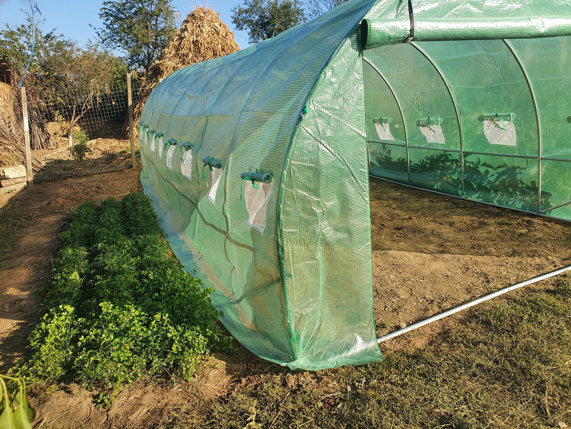 Solar gradina premium Liderman, 200x200x200cm, folie PE 180gr armata si anti UV, structura otel zincat 25mmx1mm, sera cu suprafata 4m2