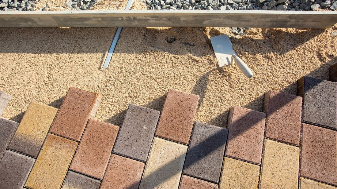 Cum se monteaza pavelele pentru a avea un trotuar perfect?