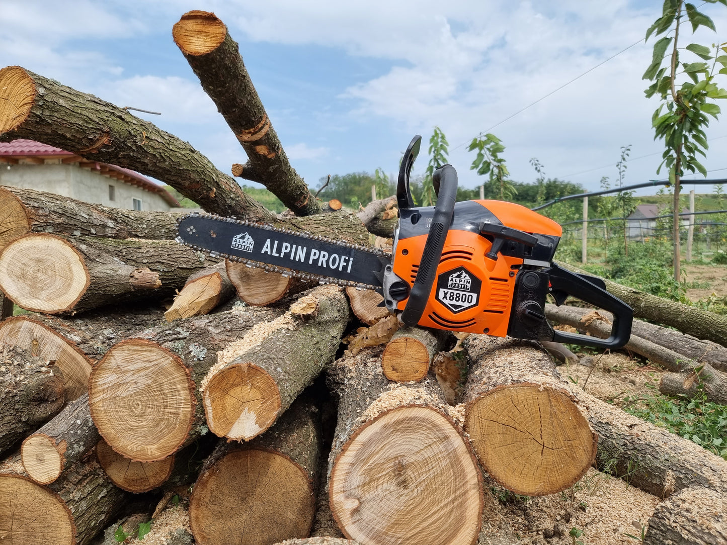 Drujba AP X8800, 6CP, 58CC, 10.000Rpm, Accesorii incluse ( PRODUS RESIGILAT )